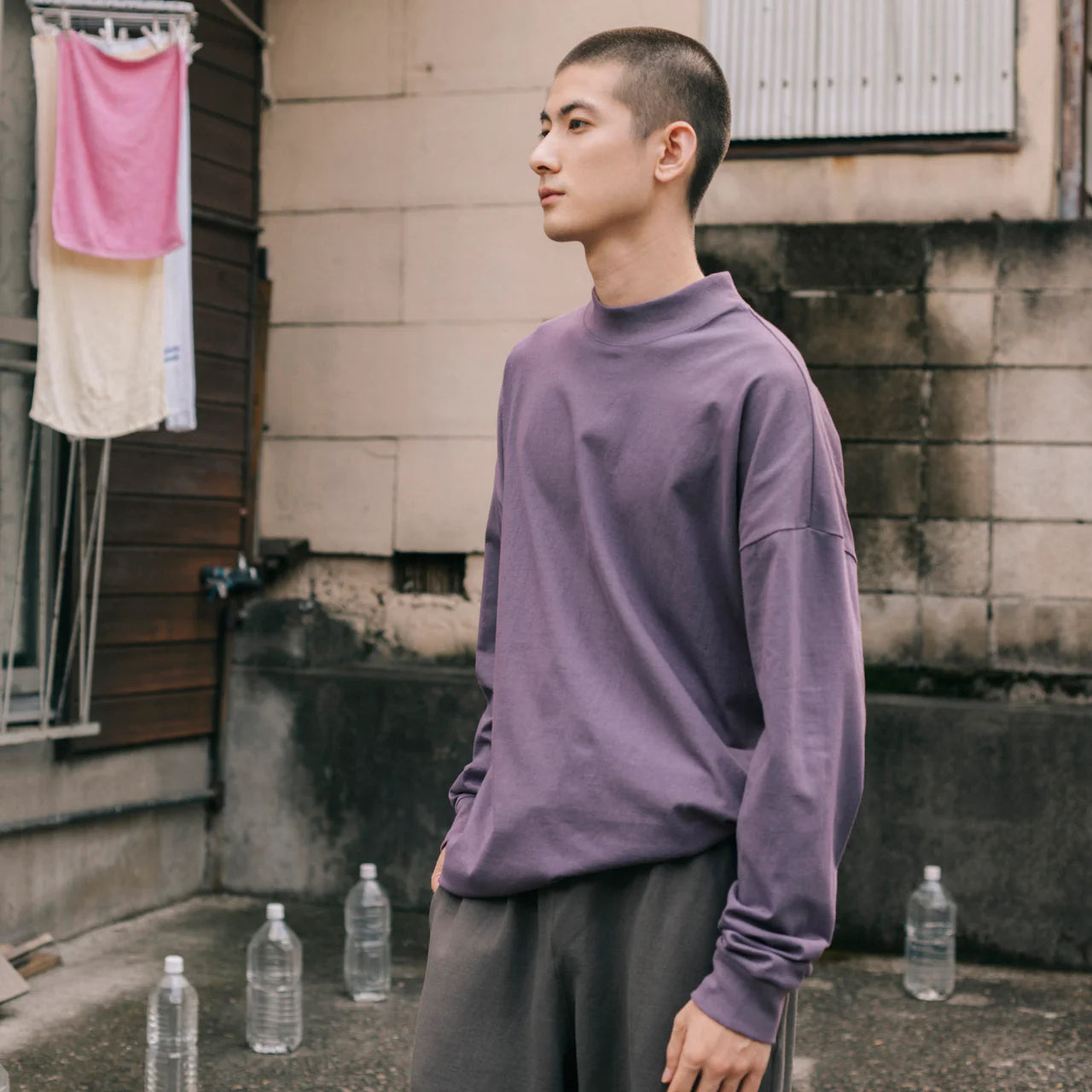 EASTFAREAST L/S Mock Neck Tee
