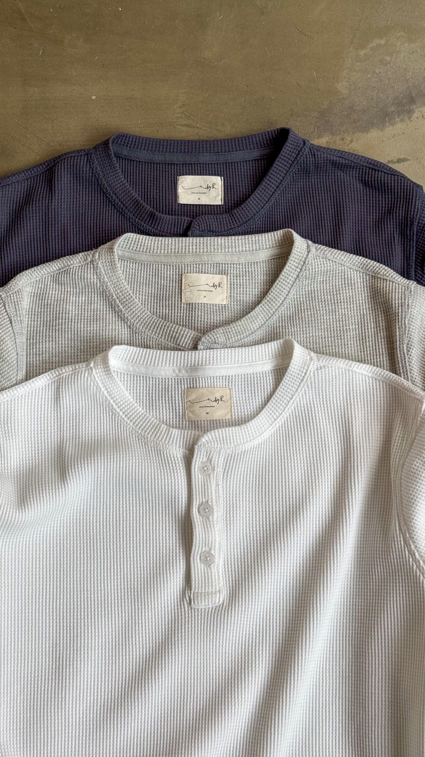 by R 25' L/S Waffle Henley