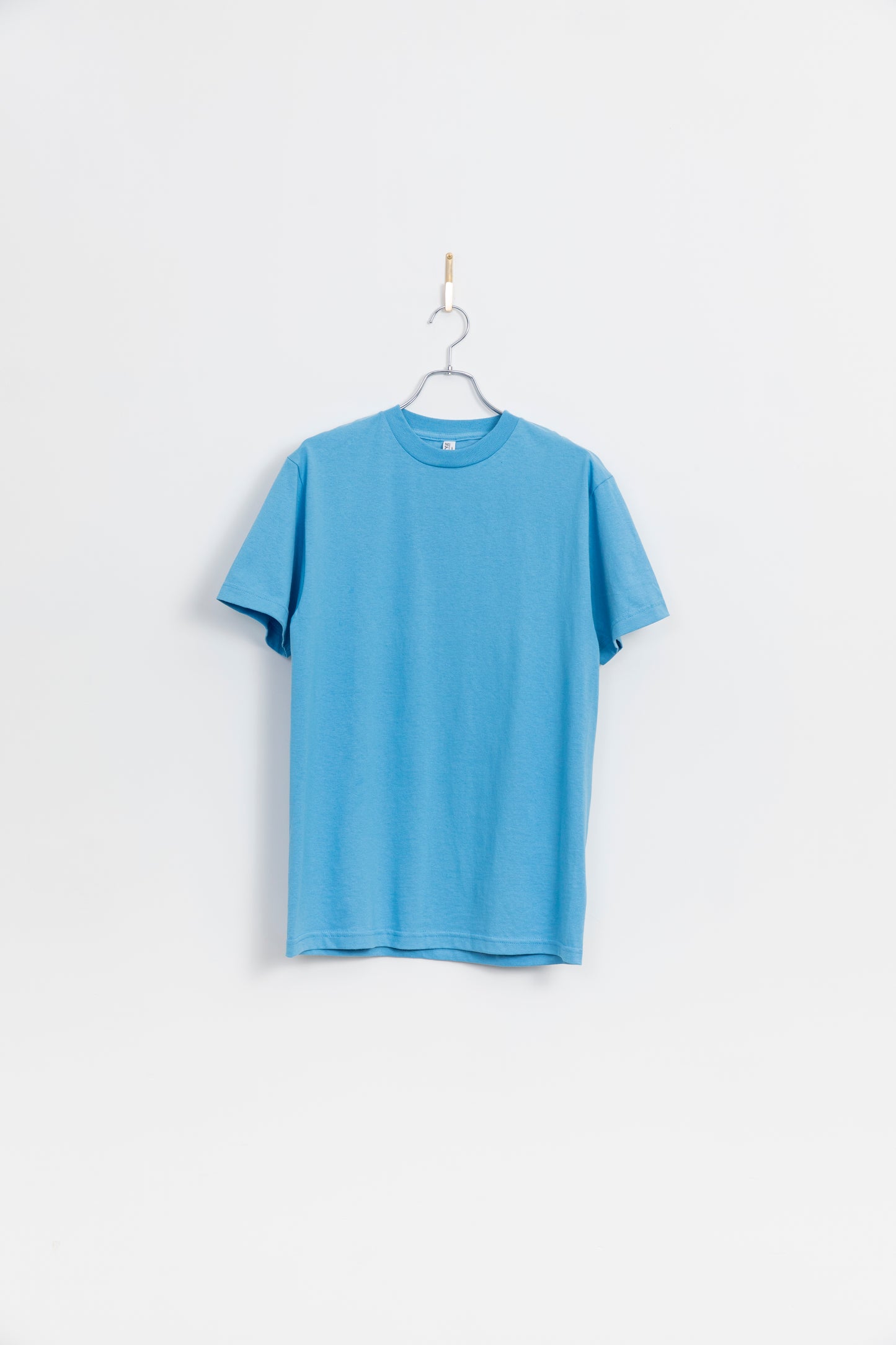 AAA Short Sleeve T-Shirt (更多顏色)