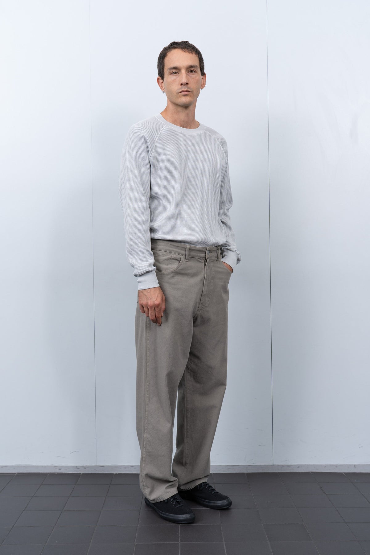 LW Raglan Thermal in Pigment Chalk — Lady White Co. AW26 at Raider HK