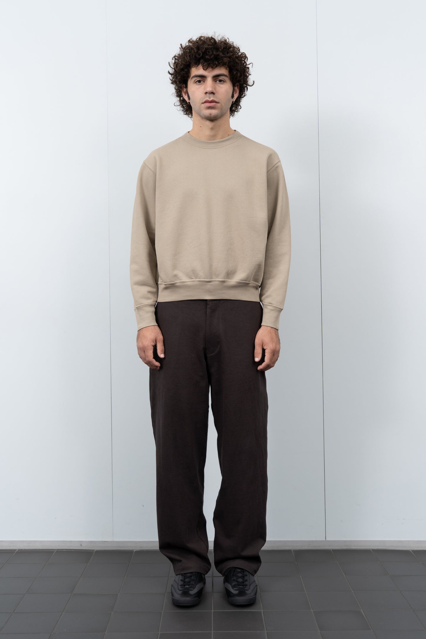 Lady White AW25 Relaxed Sweatshirt