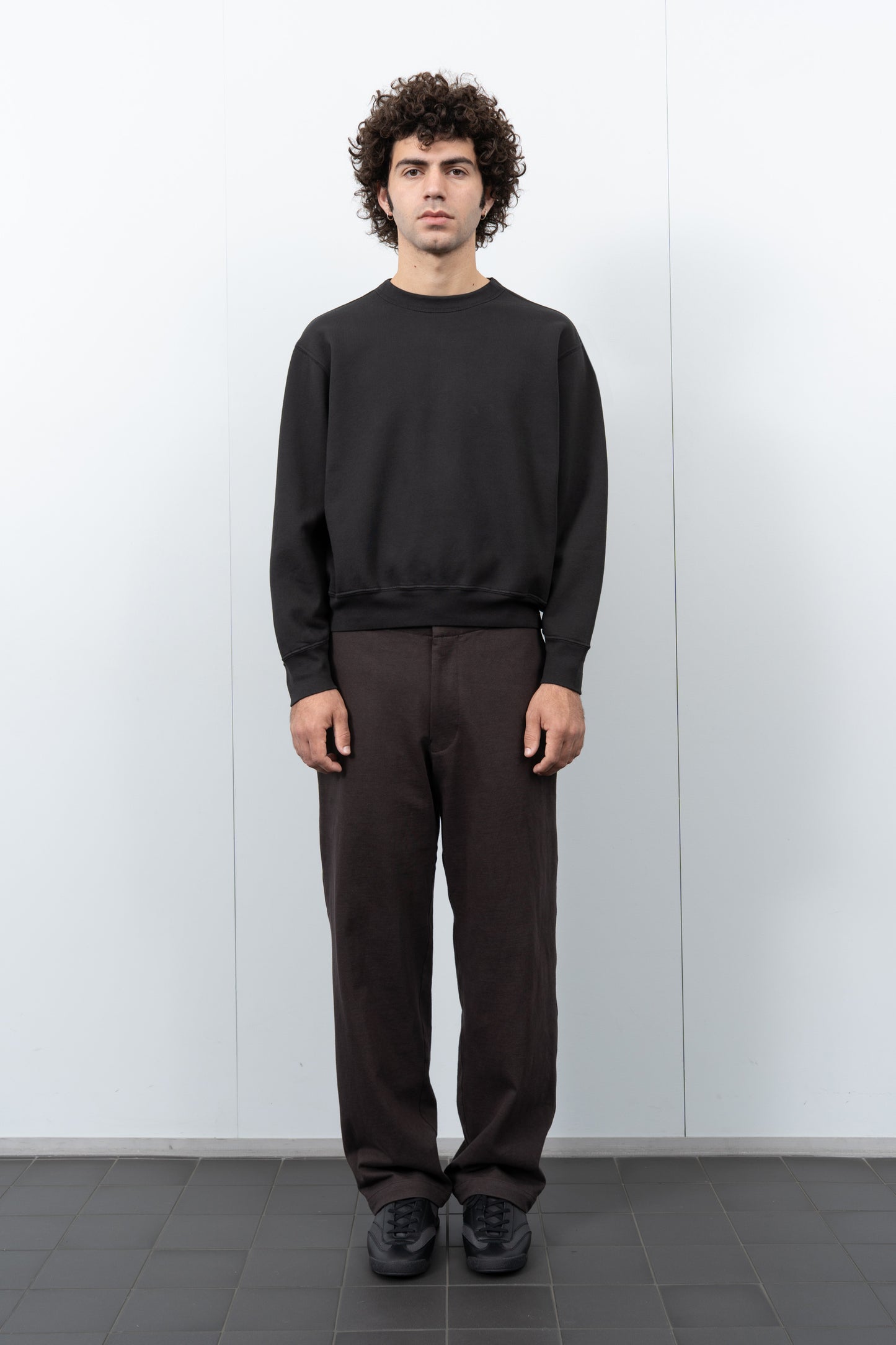 Lady White AW25 Relaxed Sweatshirt