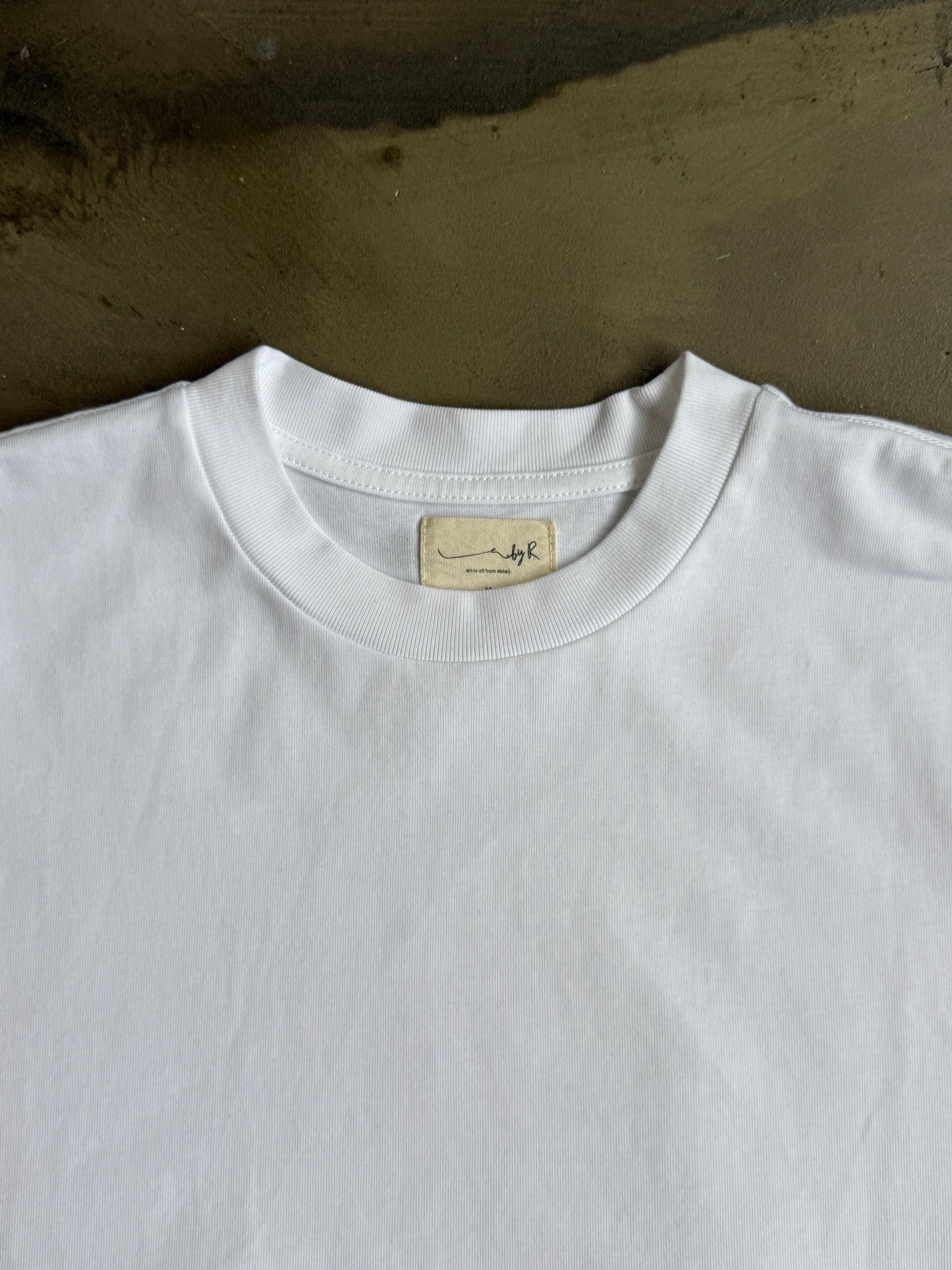 By R 25' S/S Oversized Crop Tee