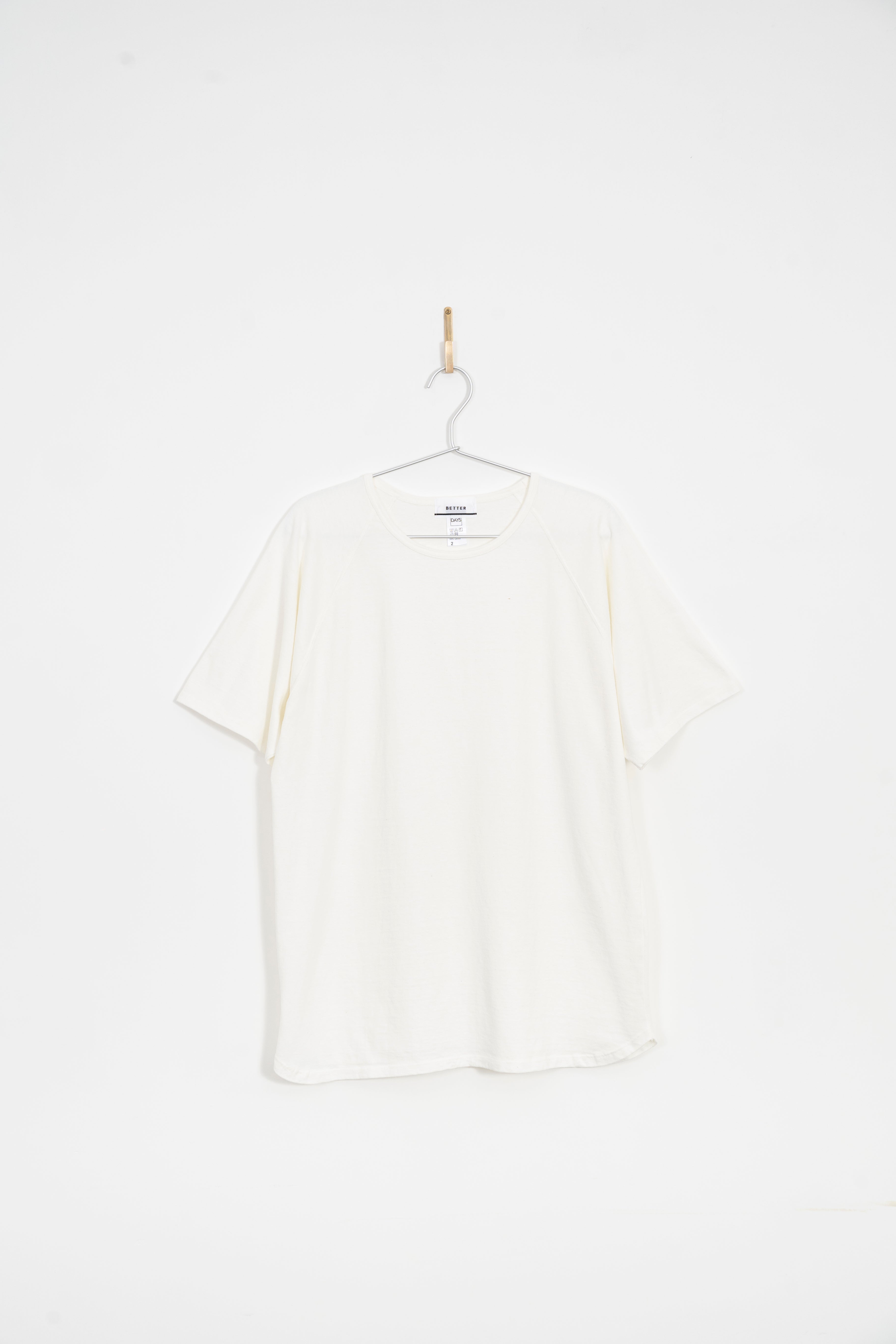 BETTER Round hem T-Shirt